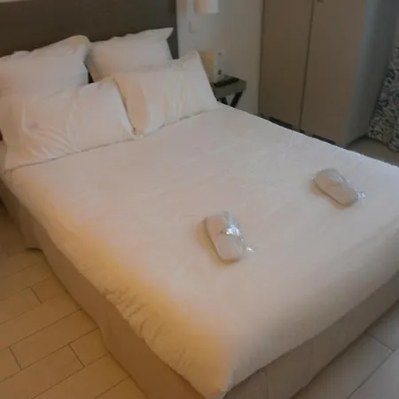 Le Poseidon 2* Ла-Сейн-сюр-Мер