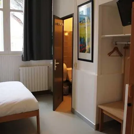 Le Poseidon 2* Ла-Сейн-сюр-Мер