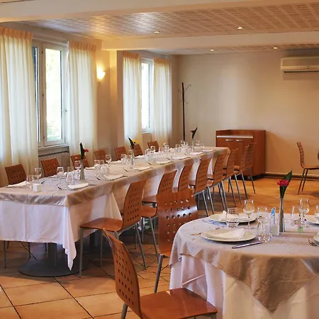 Le Poseidon 2* Ла-Сейн-сюр-Мер