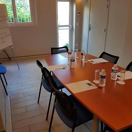 Le Poseidon Отель