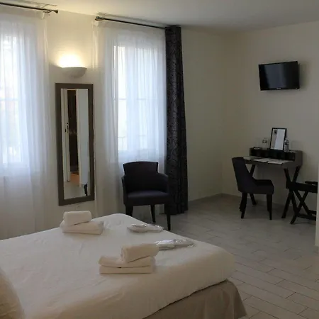 Hotel Le Poseidon La Seyne-sur-Mer